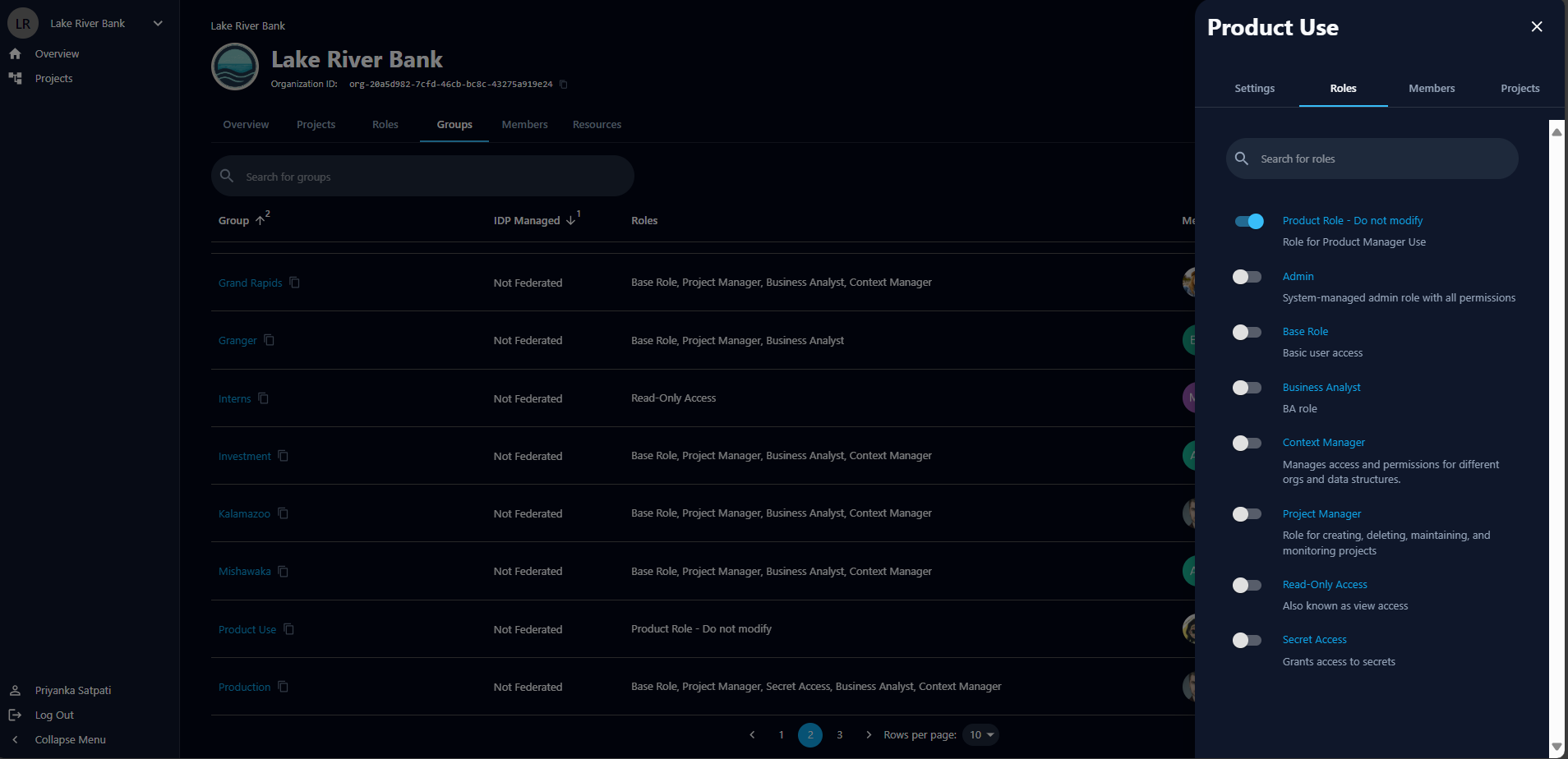 The group Roles tab with toggle switches for assigning roles to the group